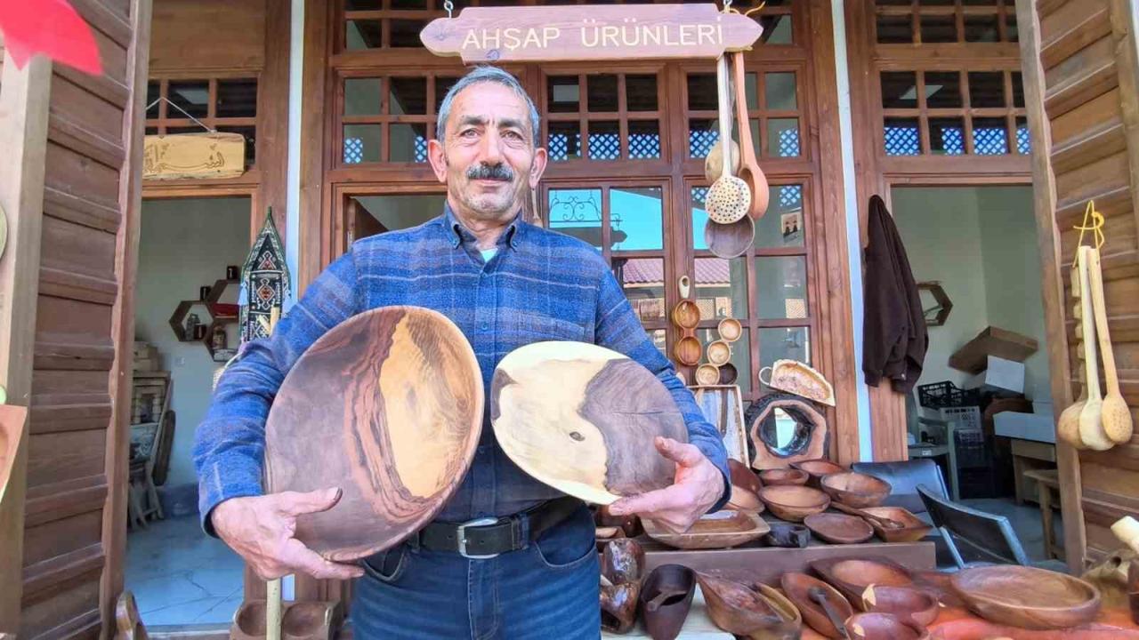 Atık ağaçlardan sanata uzanan yol