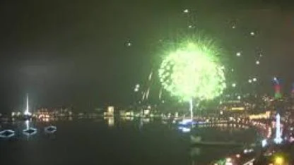 Azerbaycan’da 8 Kasım Zafer Günü havai fişek gösterileri ile kutlandı