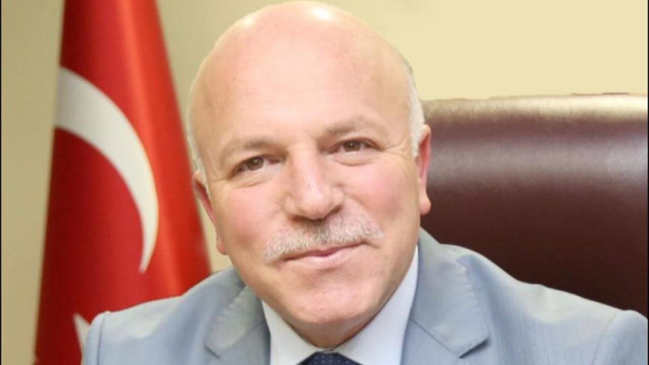 Başkan Sekmen; &quot;Saygı, minnet ve rahmetle anıyorum&quot;