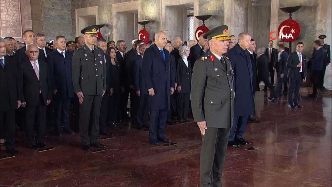 Devlet erkanı Anıtkabir&#039;de