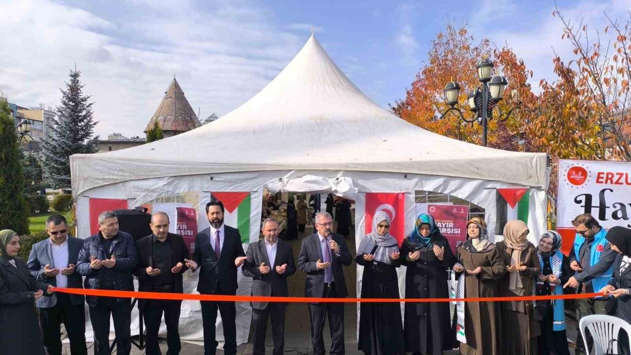 Erzurum’da &quot;Hayır Çarşısı&quot; dualarla açıldı