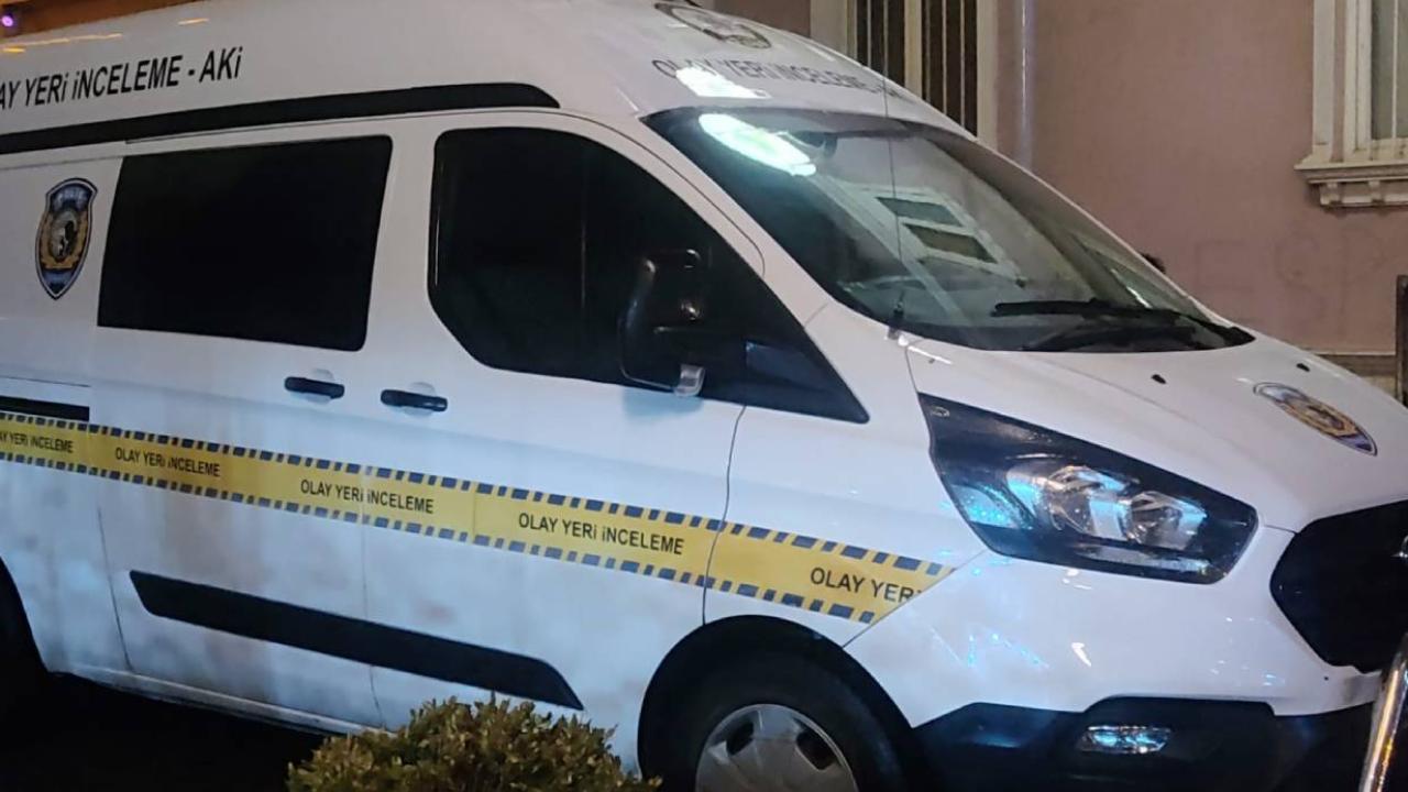 Genç kadın arkadaşının evinde ölü bulundu