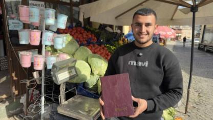 Hayırsever vatandaş 150 bin liralık veresiye defterini kapattı