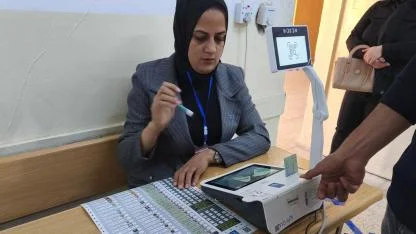Irak’ta genel seçim için düzenlenen özel oylamaya katılım yüzde 82,42 oldu