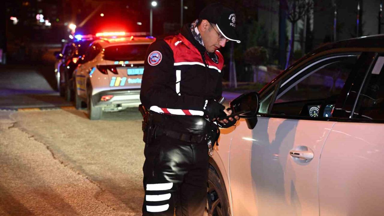 Kastamonu’da ‘huzur’ uygulamasında 2 bin 888 kişi sorgulandı