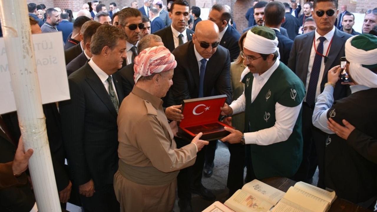 KDP lideri Mesut Barzani, Cizre’de tarihi mekanları gezdi