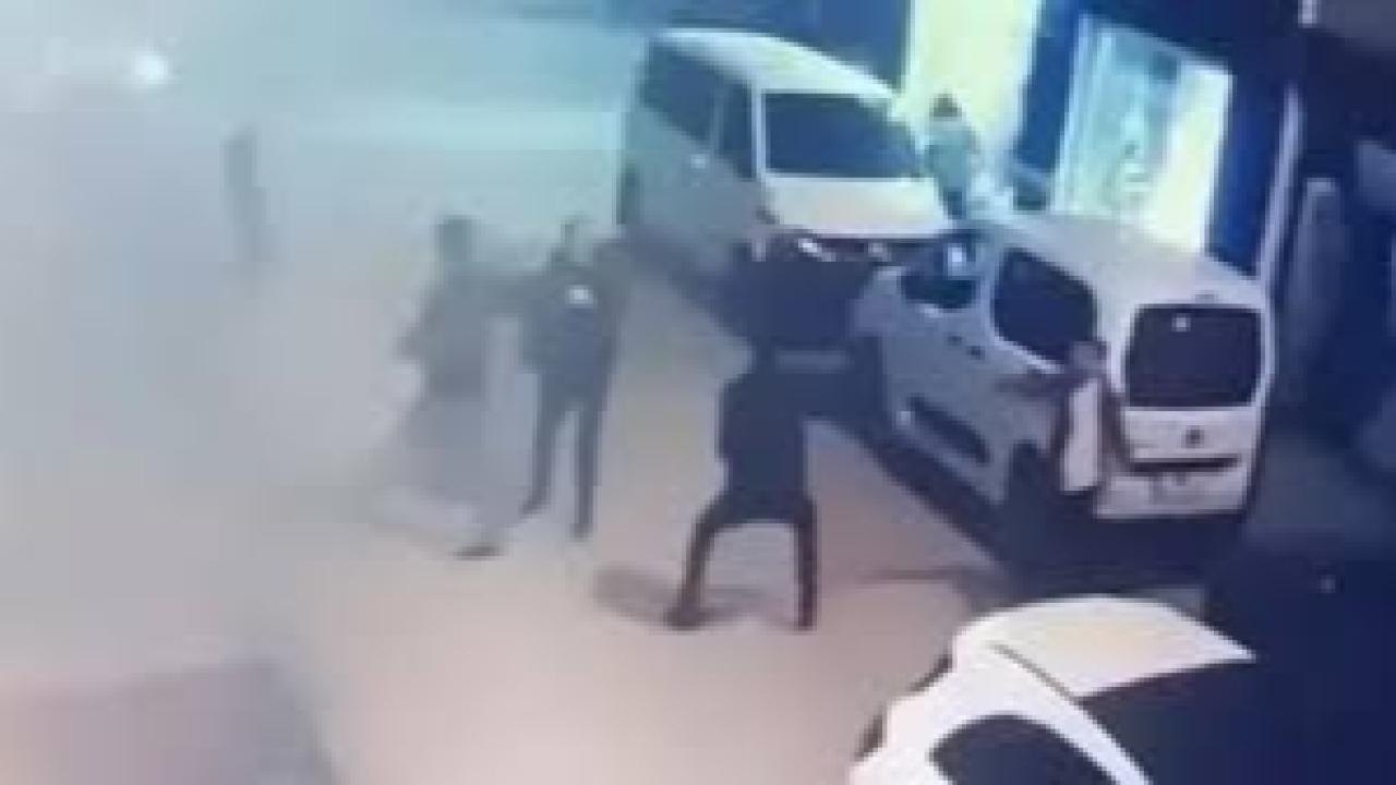 Otel sahibi ve oğlu öldürüldü