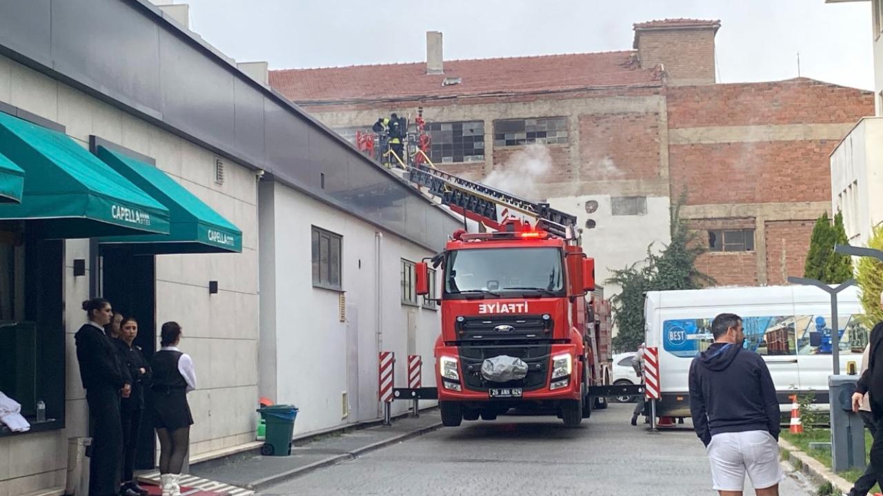 Otelde yangın paniği: 152 kişi tahliye edildi