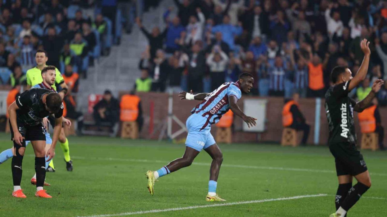 Trendyol Süper Lig: Trabzonspor: 1 - Alanyaspor: 1