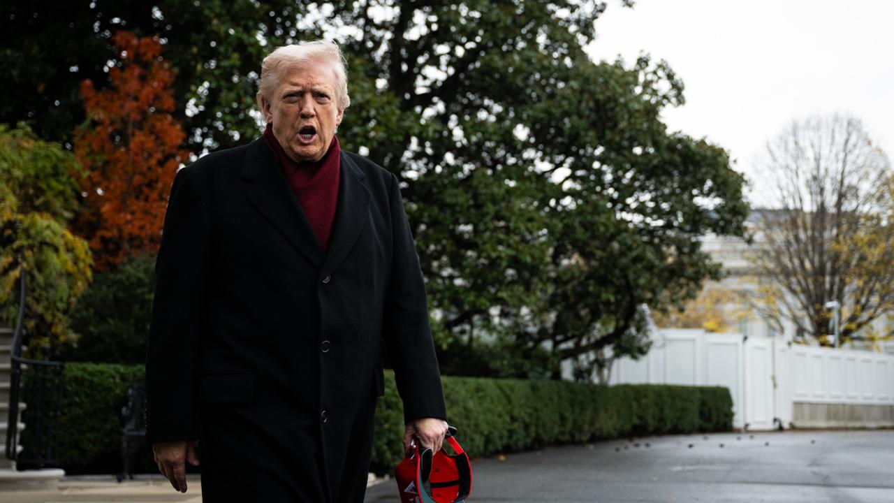 Trump: &quot;Zelenskiy barış planını reddederse küçük yüreğiyle savaşmaya devam edebilir&quot;