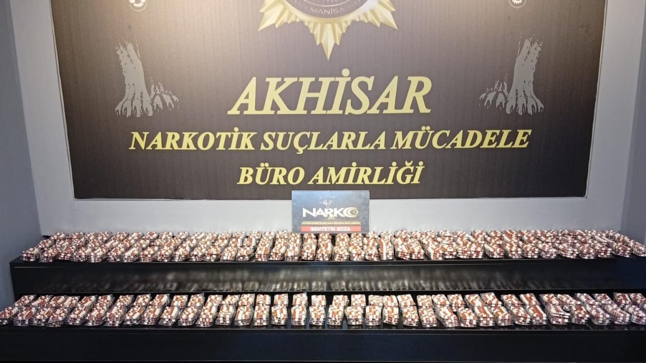 Akhisar’da uyuşturucu operasyonunda 5 tutuklama