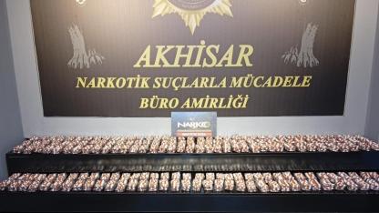 Akhisar’da uyuşturucu operasyonunda 5 tutuklama
