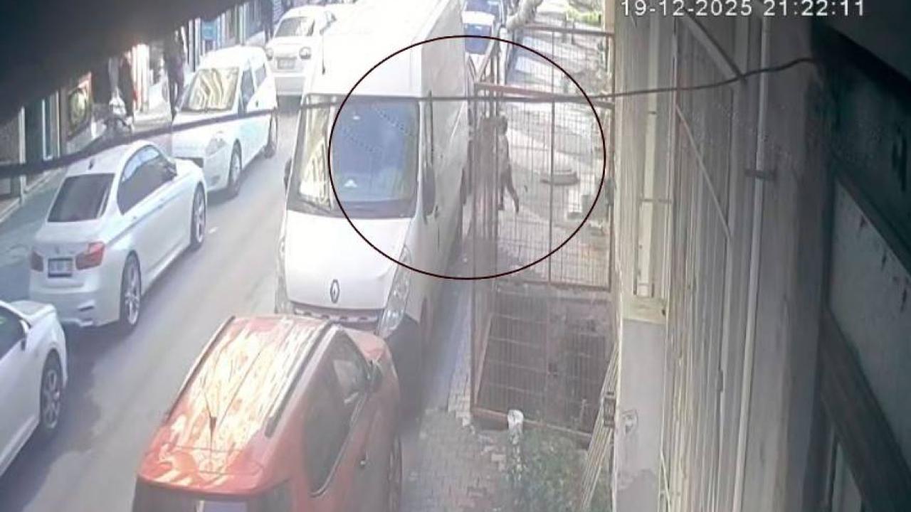 Arnavutköy’de otomobil 3 yaşındaki çocuğa çarptı