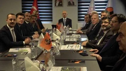 Bakan Uraloğlu: "Dağların kalbine mühendislik imzası atan bir eser"