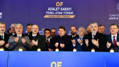 Bakan Yılmaz Tunç: " Hep beraber soruşturmanın seyrini takip edeceğiz"