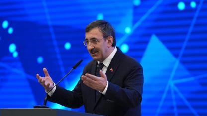 Cumhurbaşkanı Yardımcısı Yılmaz: "Yüzde 27 artışla net 28 bin 75 liraya yükselen aylık asgari ücret çalışanlar ve işverenler için hayırlı olsun"