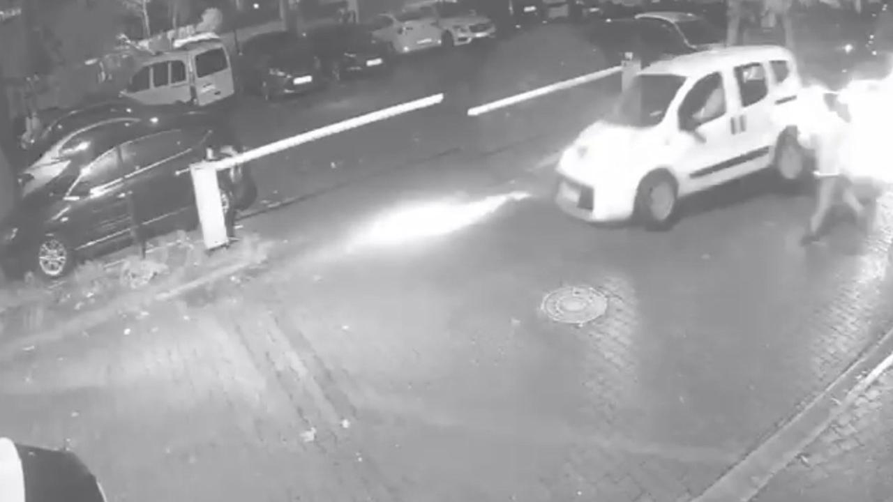 Direksiyon hakimiyetini kaybeden sürücü ortalığı birbirine kattı