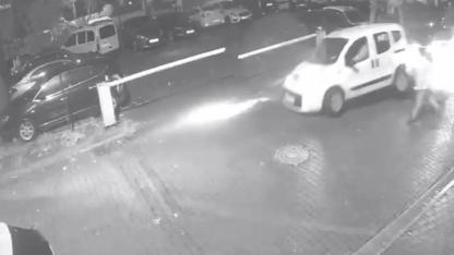 Direksiyon hakimiyetini kaybeden sürücü ortalığı birbirine kattı