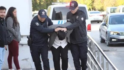 Dolmuşçuya tehditler savuran PTT kargo şoförü adli kontrolle serbest bırakıldı