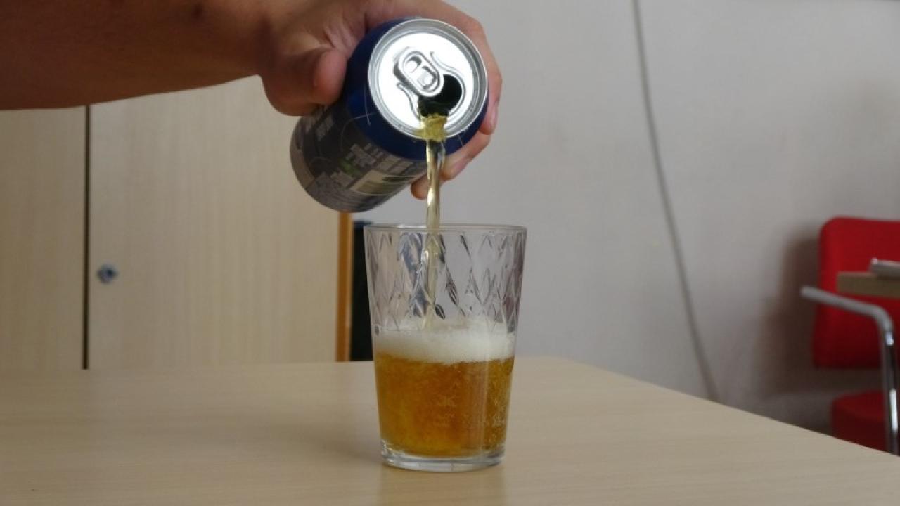 Enerji içecekleri ve fastfood tüketimi, çocuklarda karaciğer yağlanmasında artışa neden oluyor