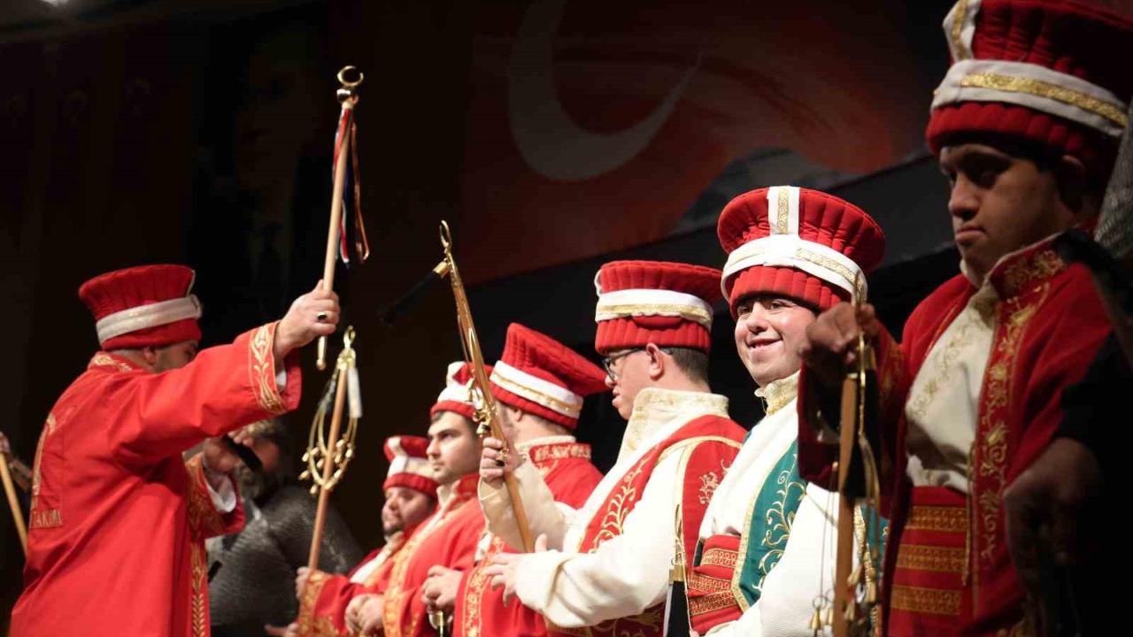 Engelleri aştılar, mehterle coşturdular