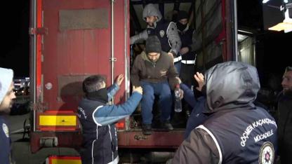 Erzurum’da yılbaşı öncesi polis, asayiş uygulamalarına start verdi