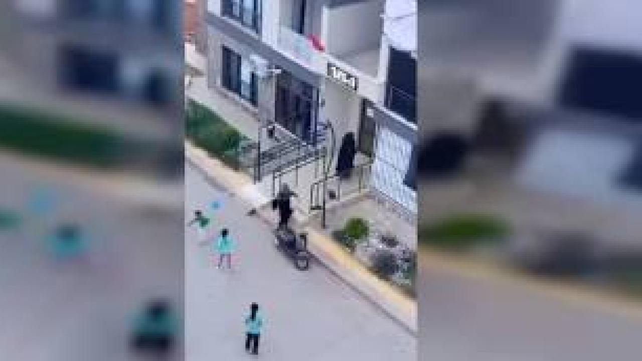 Hademe 6 yaşındaki öğrenciyi bıçakladı