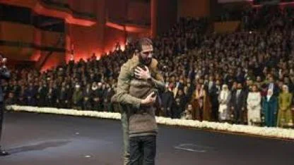 Halep saldırısının sembolü Ümran bebek, Esad’ın kaçtığı Sarayda konuştu