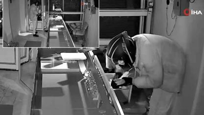 Iğdır’da kuyumcu soygunu: 5-6 kilo altın çalındı