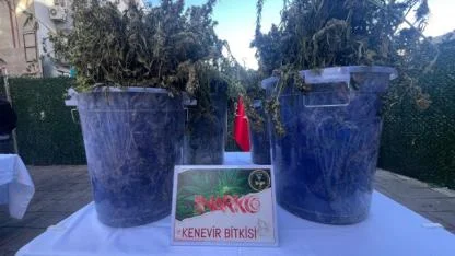 İzmir’de tek operasyonda 3 milyon uyuşturucu hap ele geçti