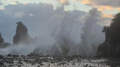 Karadeniz’de tsunamiyi andıran görüntüler