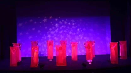 Koruma altındaki çocuklardan duygulandıran performans: "Harman yeri 1915" Erzurum’da sahnelendi