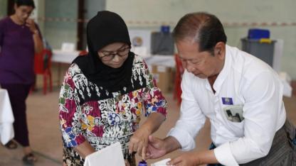 Myanmar halkı, 2021’deki askeri darbeden bu yana ilk kez oy kullanıyor