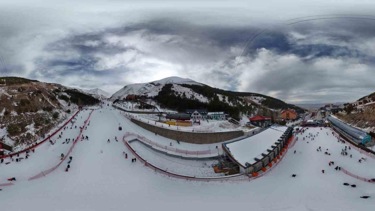 Palandöken’de kar keyfi başladı