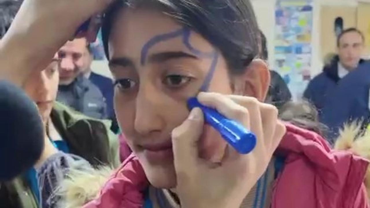 Perdede oyun köyde şenlik var