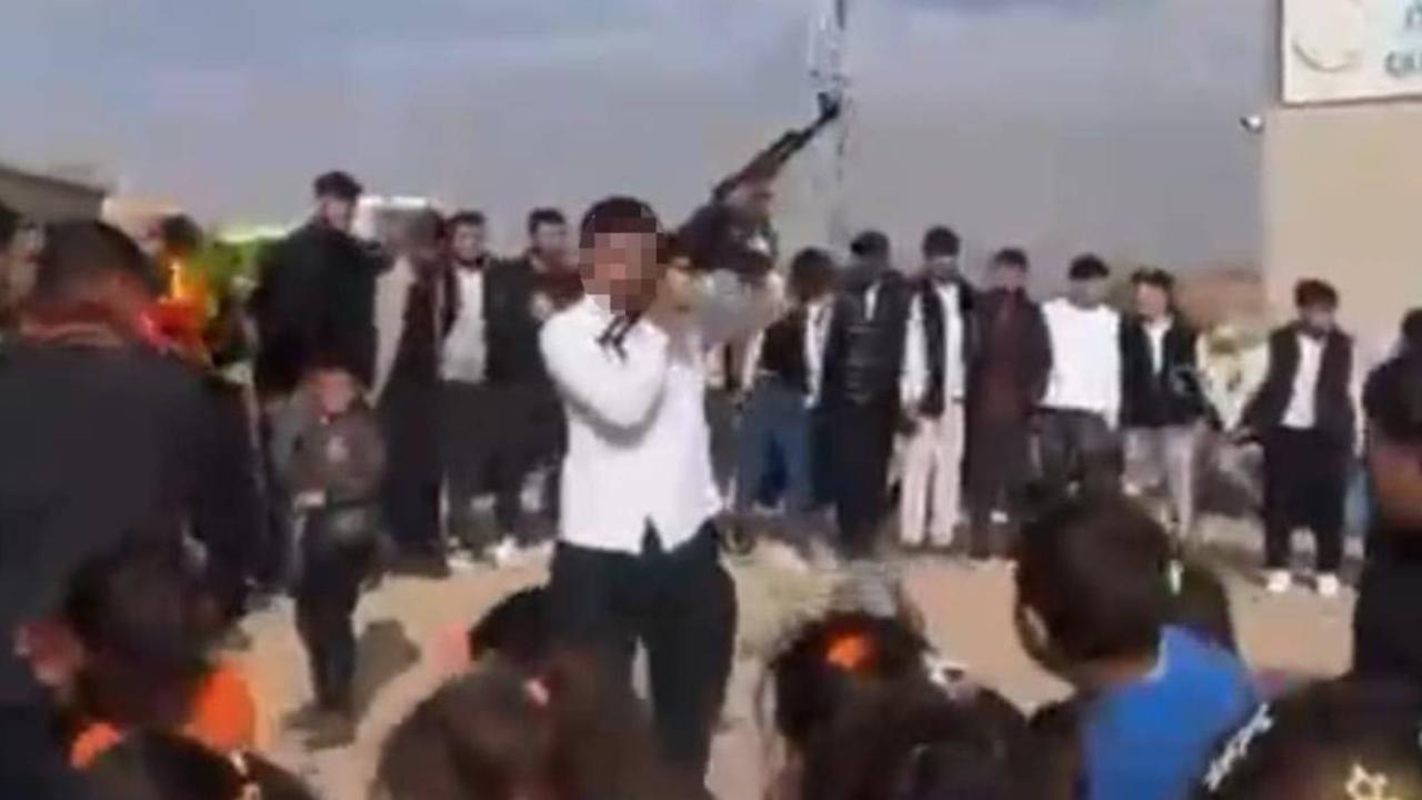 Şanlıurfa’da düğünde uzun namlulu silahla havaya ateş açtı