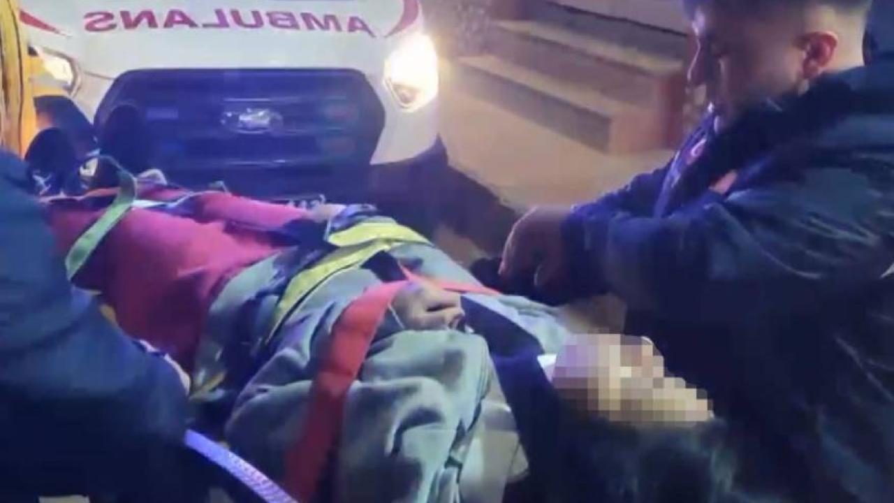 Üçüncü kattan ikinci katın balkonuna düşen çocuk ağır yaralandı
