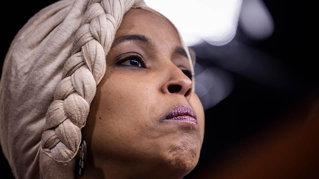 ABD'nin ilk Müslüman kadın kongre üyelerinden Omar'a saldırı