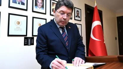 Adalet Bakanı Tunç Katar'da düzenlenen Doha Hukuk Forumu'na katıldı