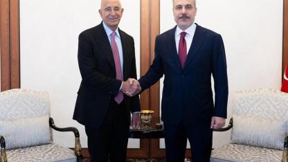 Bakan Fidan, ABD’nin Suriye Temsilcisi Barrack’ı kabul etti