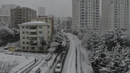 Beyaza bürünen Kartal havadan görüntülendi