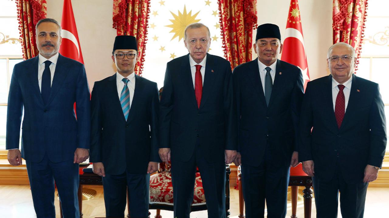 Cumhurbaşkanı Erdoğan, Endonezya Dışişleri ve Savunma Bakanını kabul etti