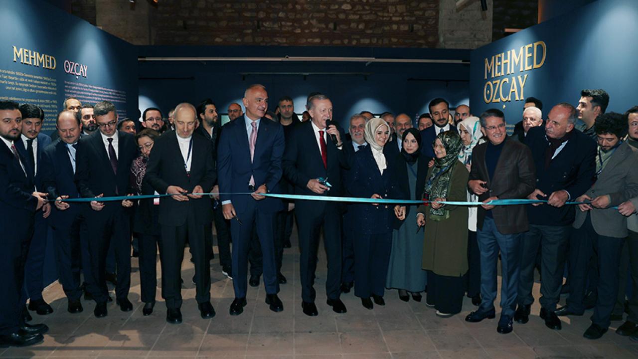 Cumhurbaşkanı Erdoğan, Hane İslam Eserleri Sergisi’nin açılışını yaptı