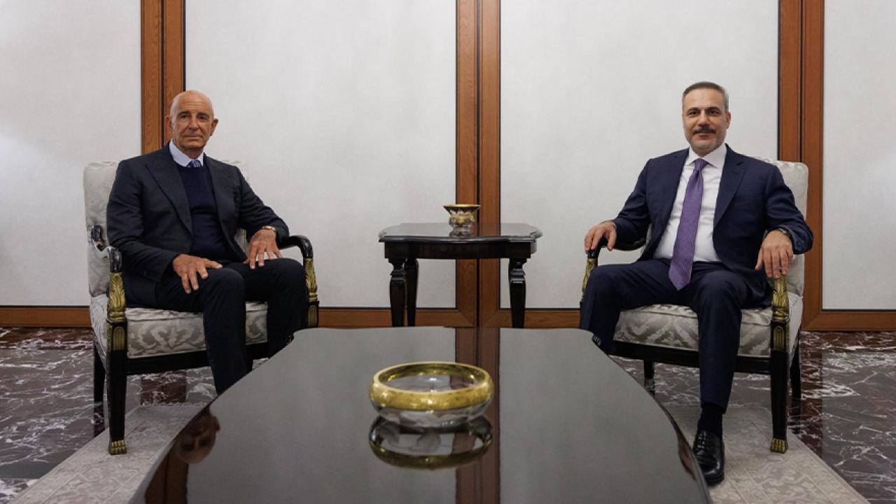 Dışişleri Bakanı Fidan, ABD’nin Ankara Büyükelçisi Barrack’ı kabul etti