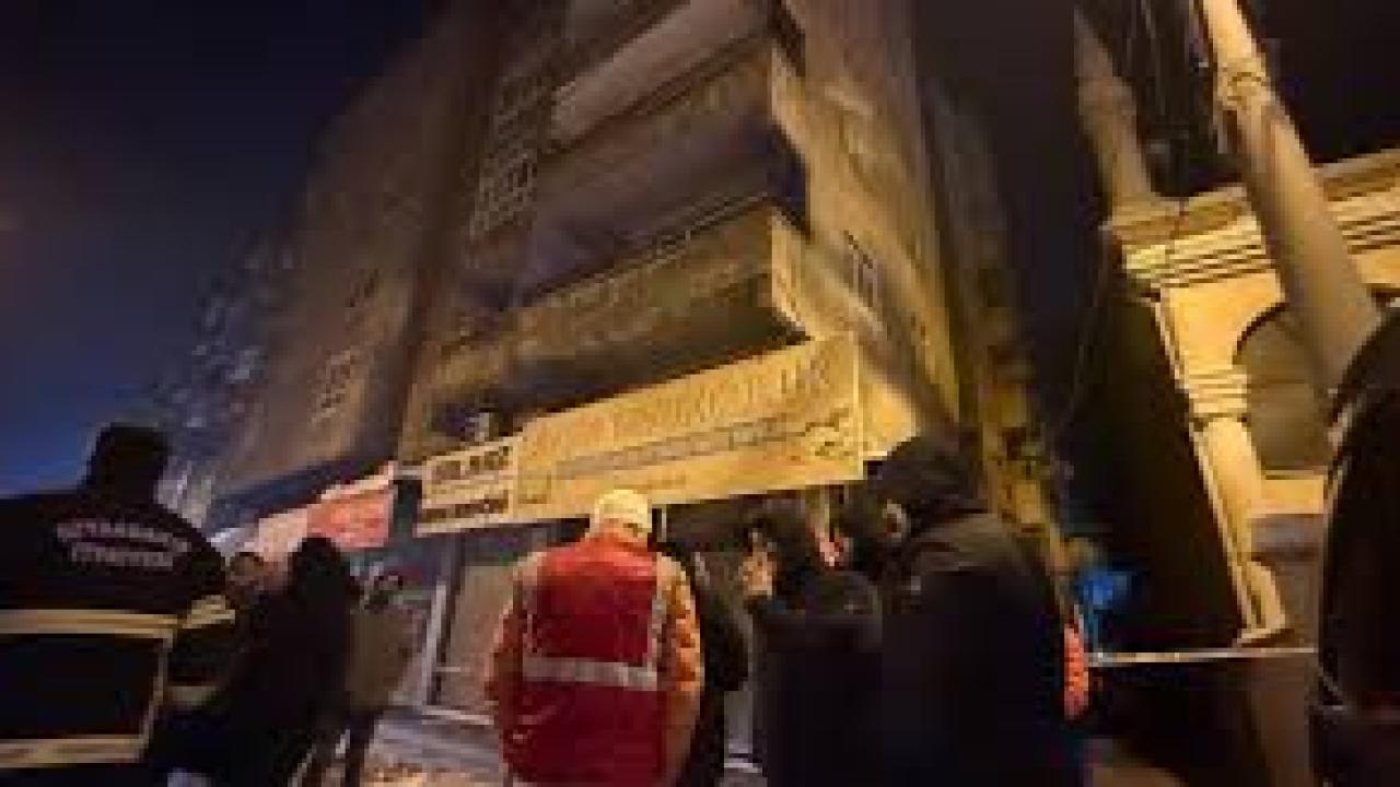 Diyarbakır’da binanın kolonu çatladı, 83 kişi tahliye edildi