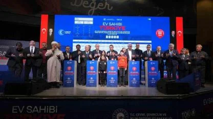 Erzurum’da TOKİ kuraları çekildi