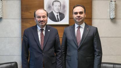 ETÜ Rektörü Çakmak, Bakan Kacır ile Erzurum’da çip üretimini görüştü