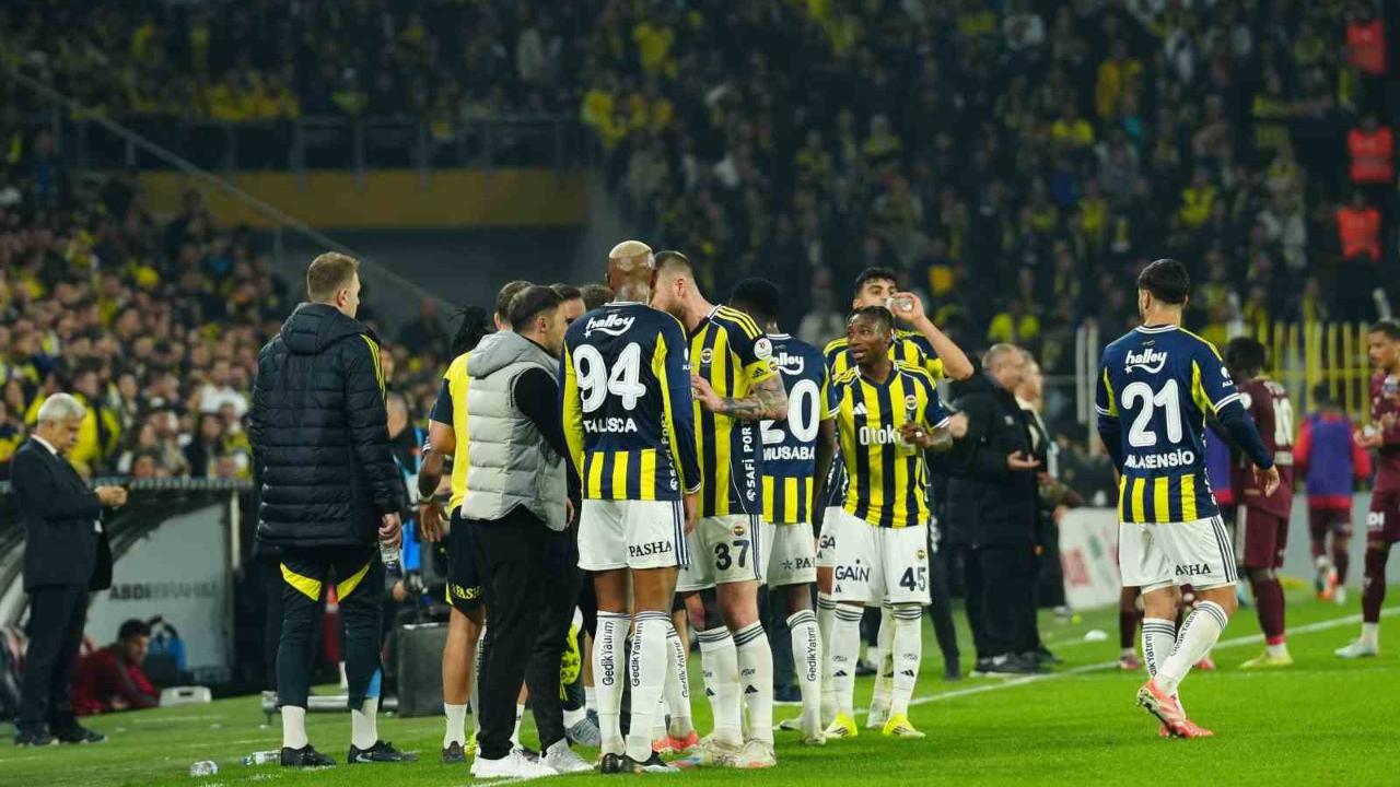 Fenerbahçe, evinde 3. kez puan kaybetti