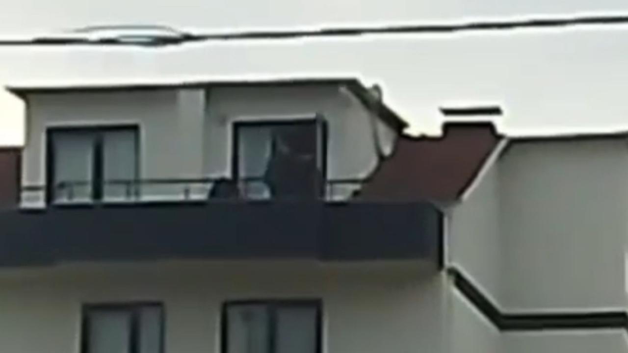 FETÖ operasyonu: Saklandığı çatıda yakalandı