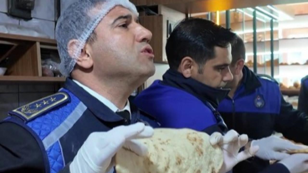 Fırında ortaya çıkan görüntülere tepki gösteren zabıta müdürü: "Fareyi geçtim, yılan çıkacak diye korkuyorum"